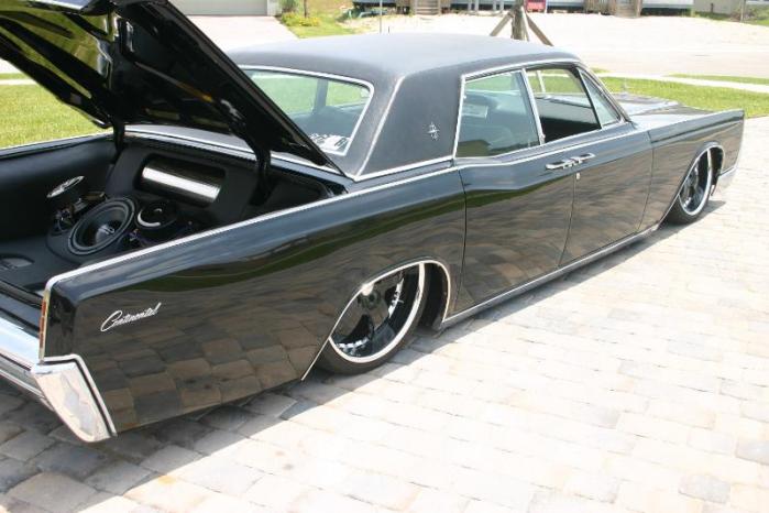 Stanced Lincoln Continental